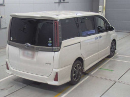 2018 Toyota Noah