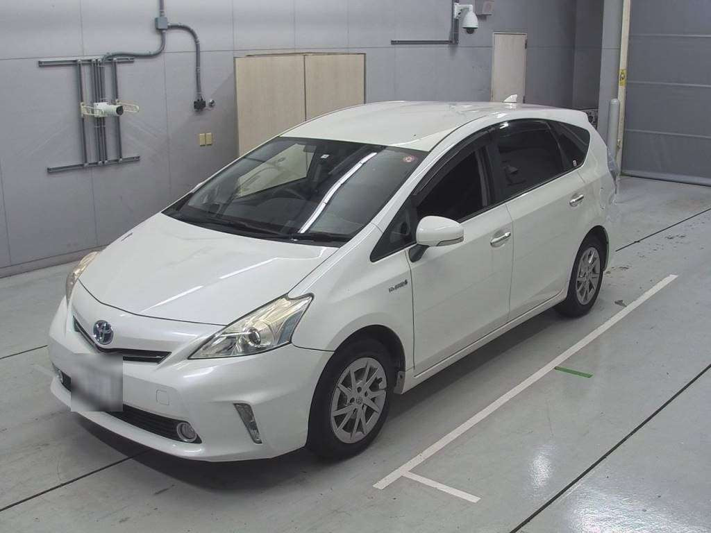 2014 Toyota Prius alpha ZVW40W[0]