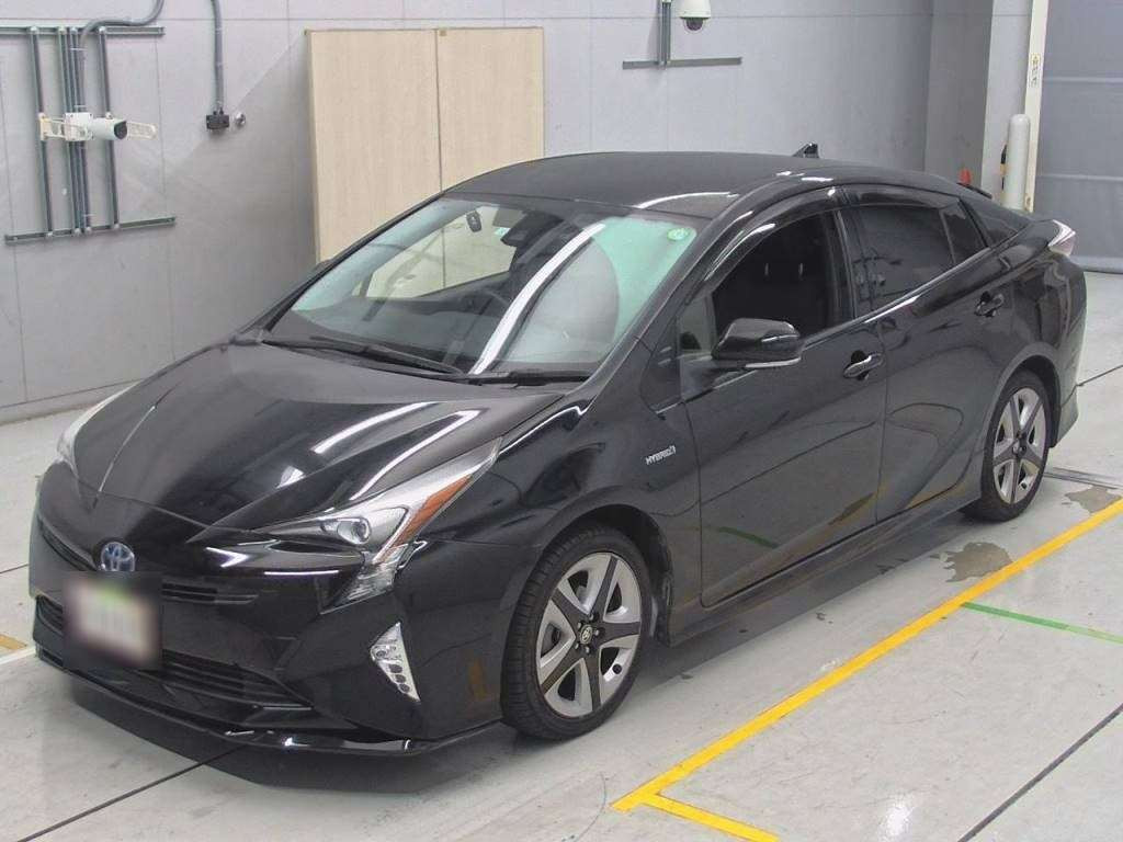 2018 Toyota Prius ZVW50[0]