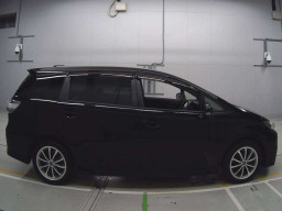 2013 Toyota Wish