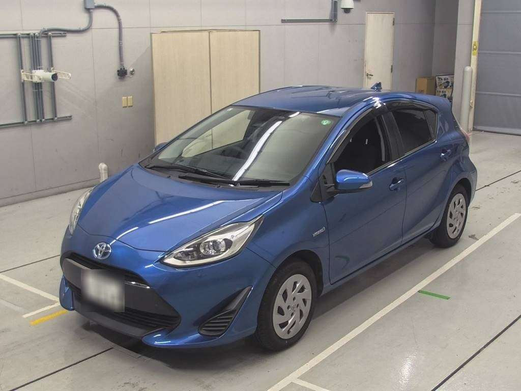 2019 Toyota Aqua NHP10[0]