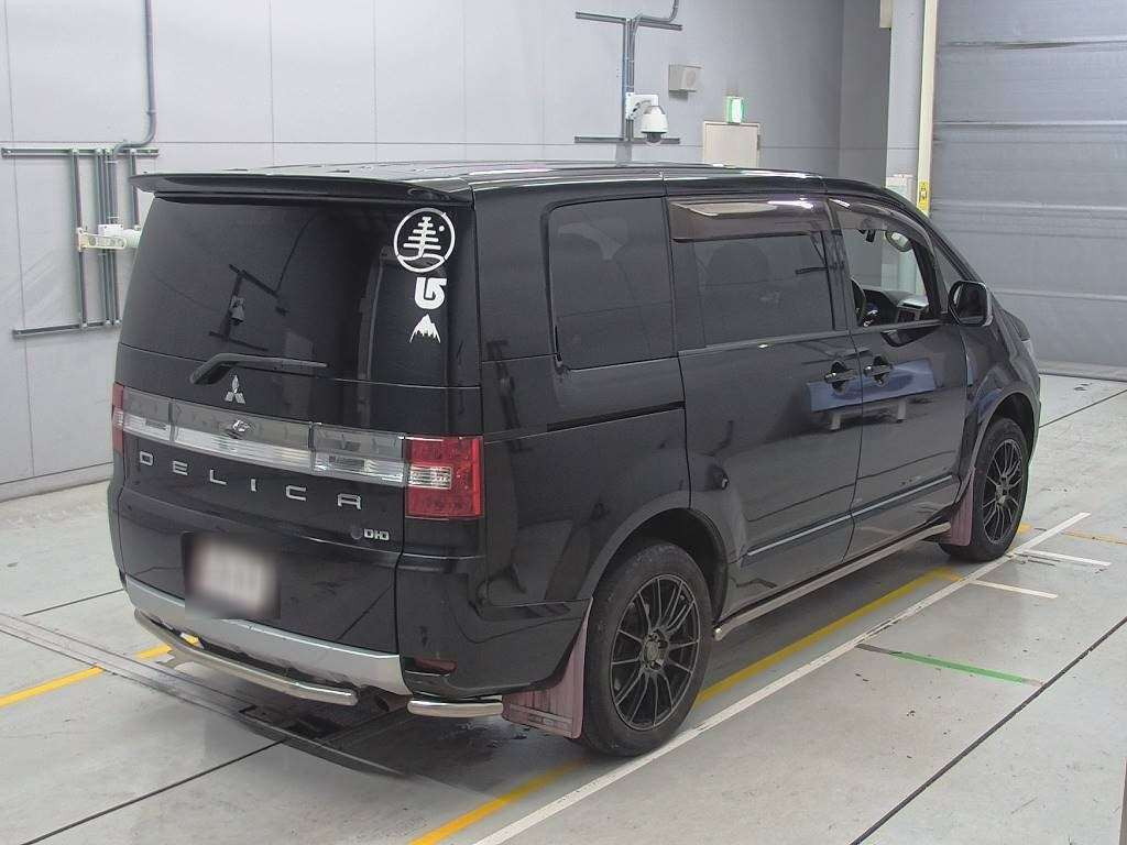 2016 Mitsubishi Delica D5 CV1W[1]