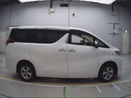 2015 Toyota Alphard Hybrid