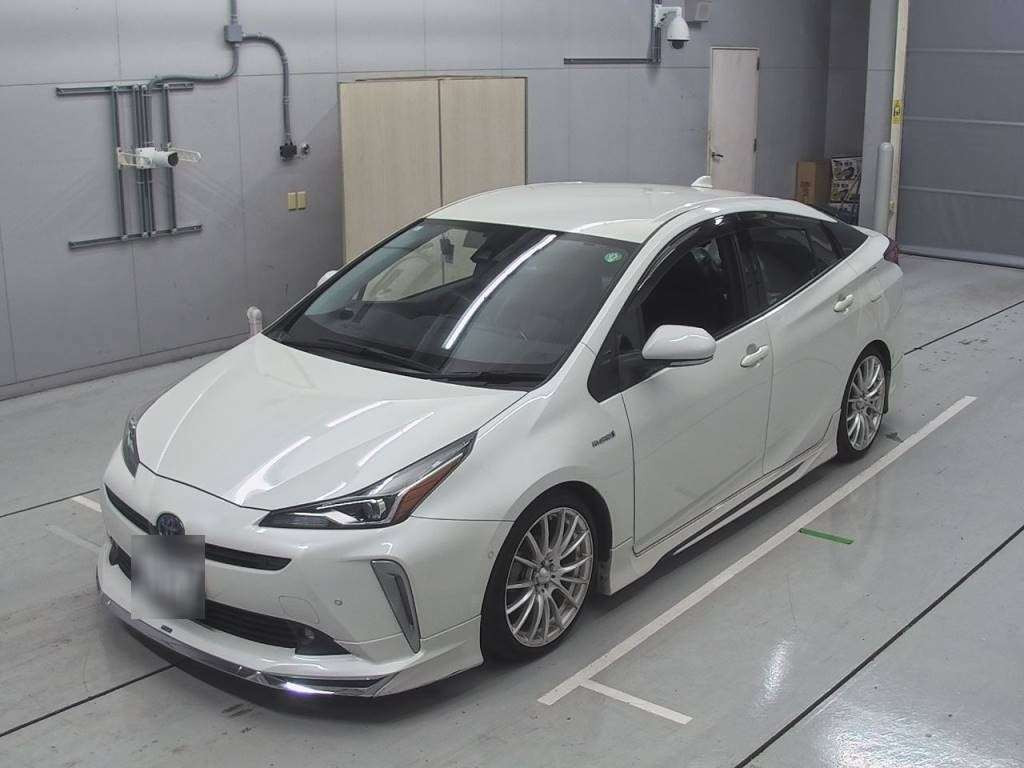 2019 Toyota Prius ZVW51[0]