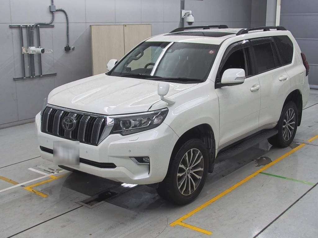 2018 Toyota Land Cruiser Prado TRJ150W[0]