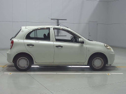 2013 Nissan March