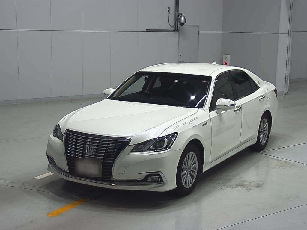 2017 Toyota Crown Hybrid AWS210[0]