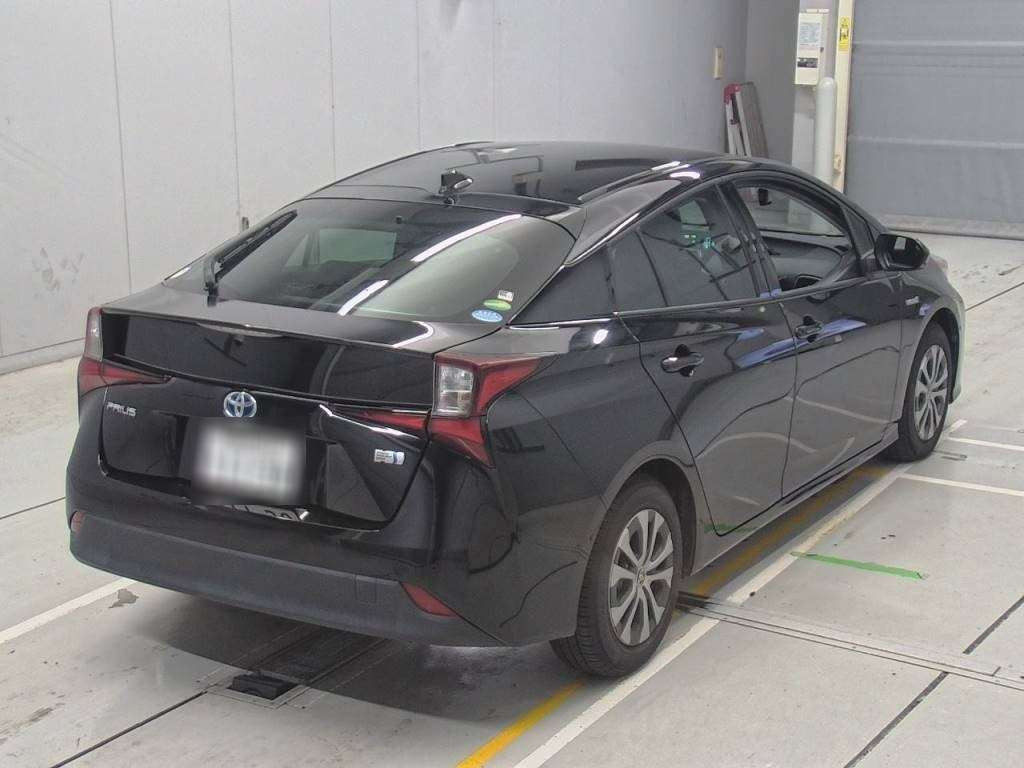 2019 Toyota Prius ZVW51[1]