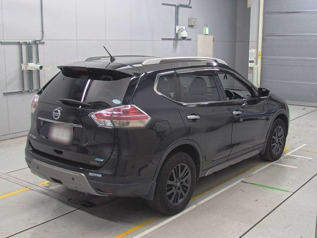 2015 Nissan X-Trail NT32[1]