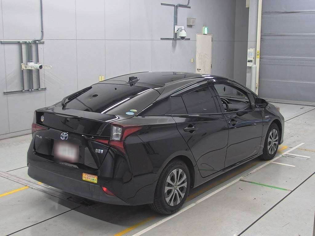 2019 Toyota Prius ZVW51[1]