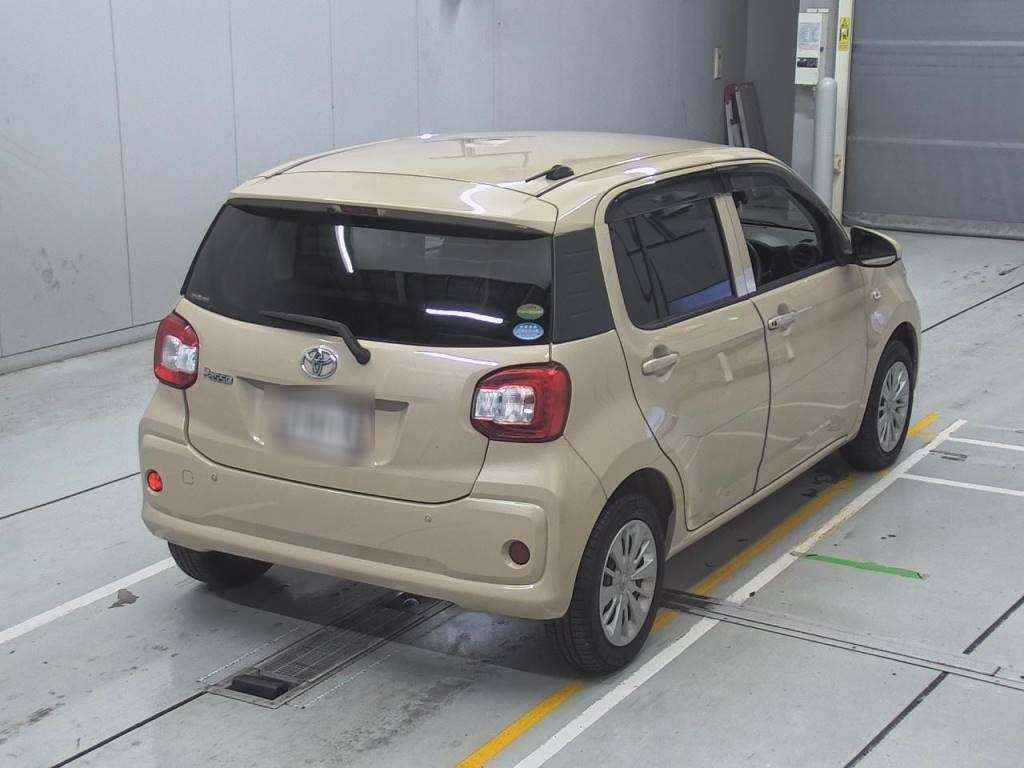 2017 Toyota Passo M700A[1]