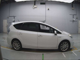 2011 Toyota Prius alpha