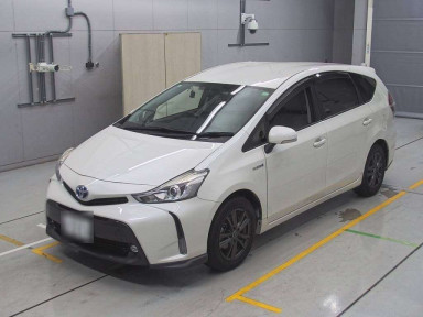 2015 Toyota Prius alpha