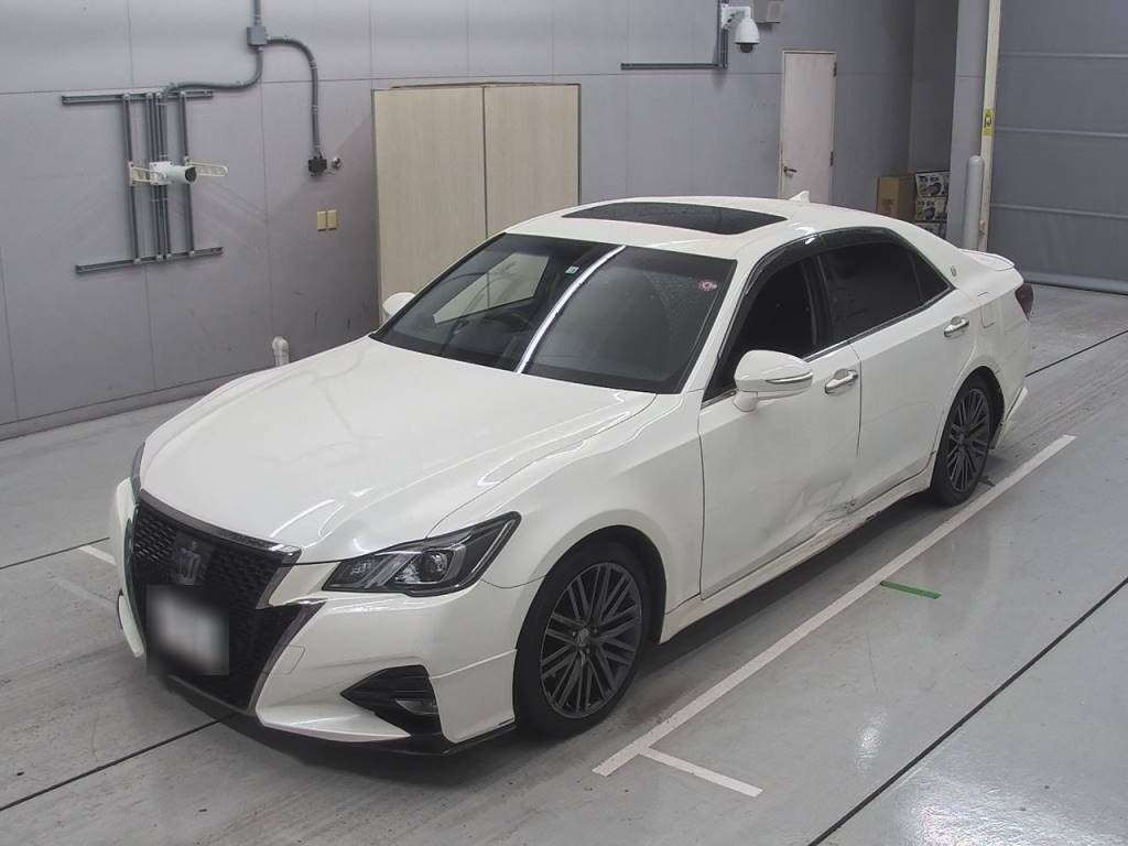 2016 Toyota Crown ARS210[0]