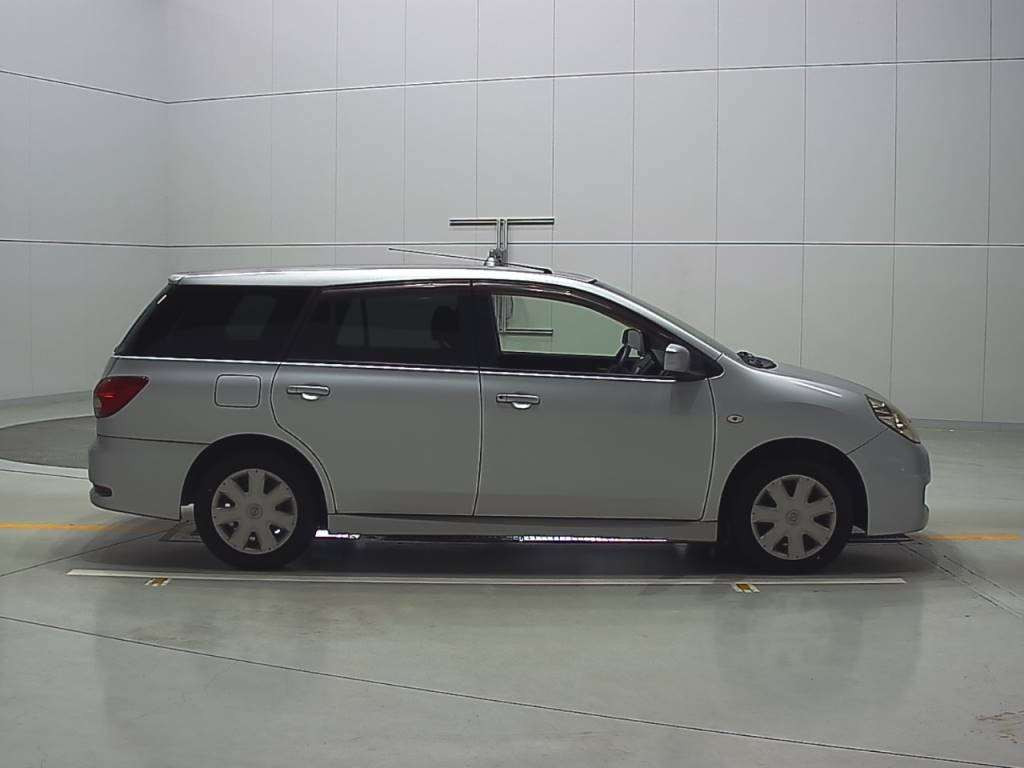 2011 Nissan Wingroad Y12[2]