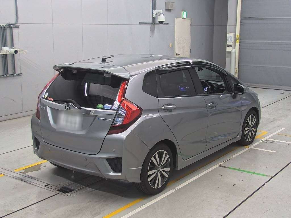 2016 Honda Fit Hybrid GP5[1]