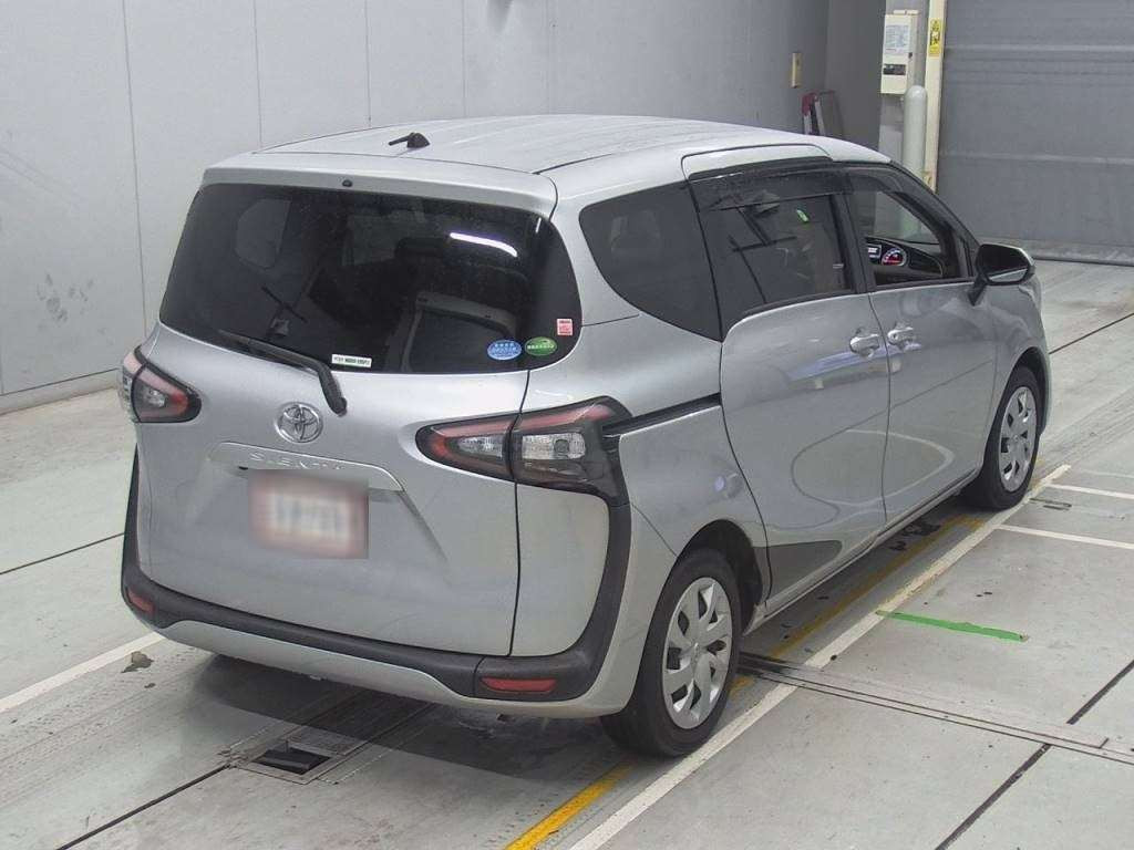 2017 Toyota Sienta NSP170G[1]