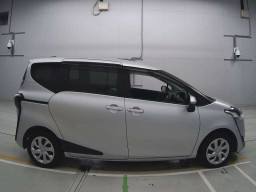 2017 Toyota Sienta