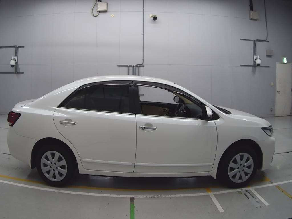 2019 Toyota Premio NZT260[2]