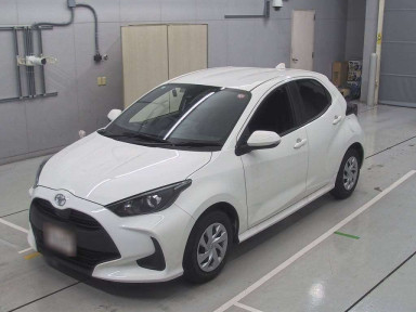 2021 Toyota YARIS