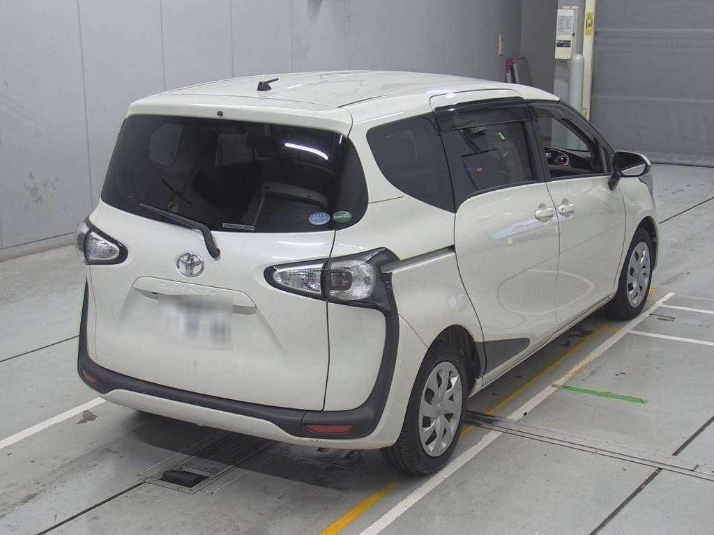 2016 Toyota Sienta NSP170G[1]