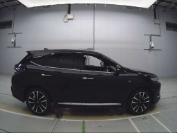 2019 Toyota Harrier