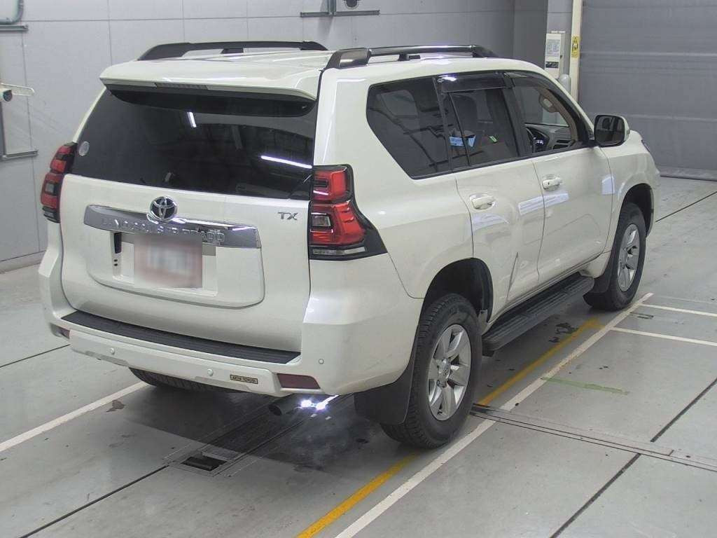 2021 Toyota Land Cruiser Prado TRJ150W[1]