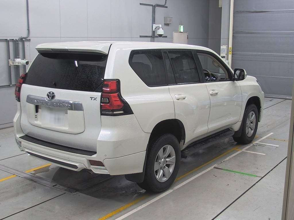 2019 Toyota Land Cruiser Prado TRJ150W[1]