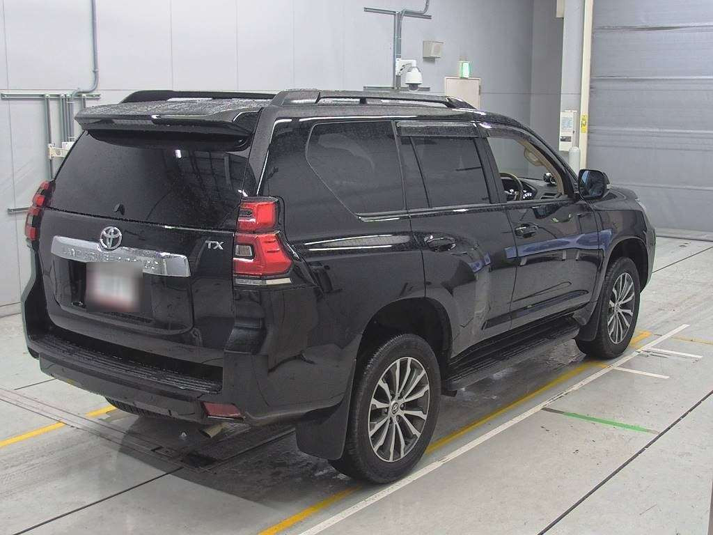 2020 Toyota Land Cruiser Prado TRJ150W[1]