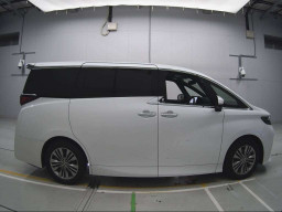 2023 Toyota Alphard Hybrid