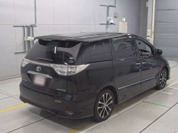 2015 Toyota Estima