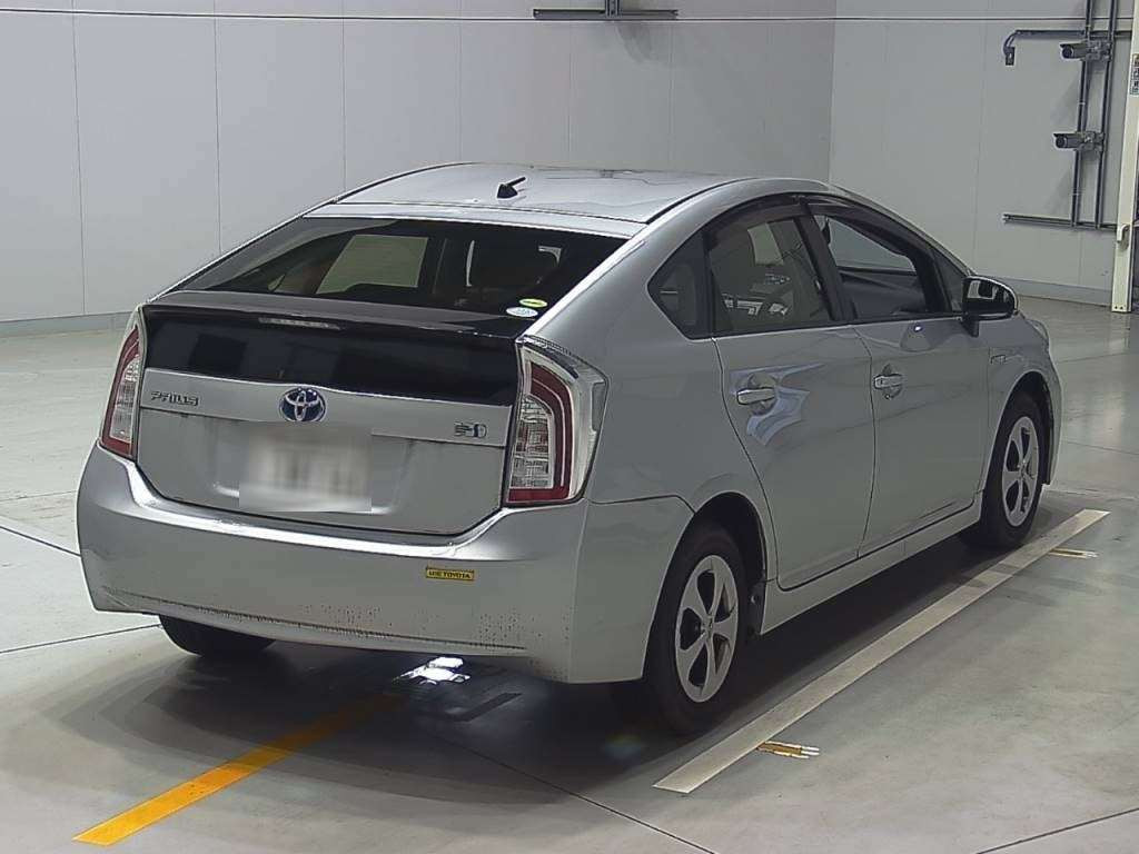 2014 Toyota Prius ZVW30[1]