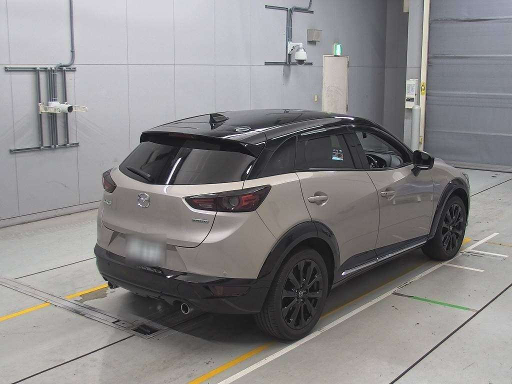 2022 Mazda CX-3 DKLFW[1]