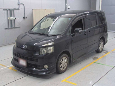 2007 Toyota Voxy