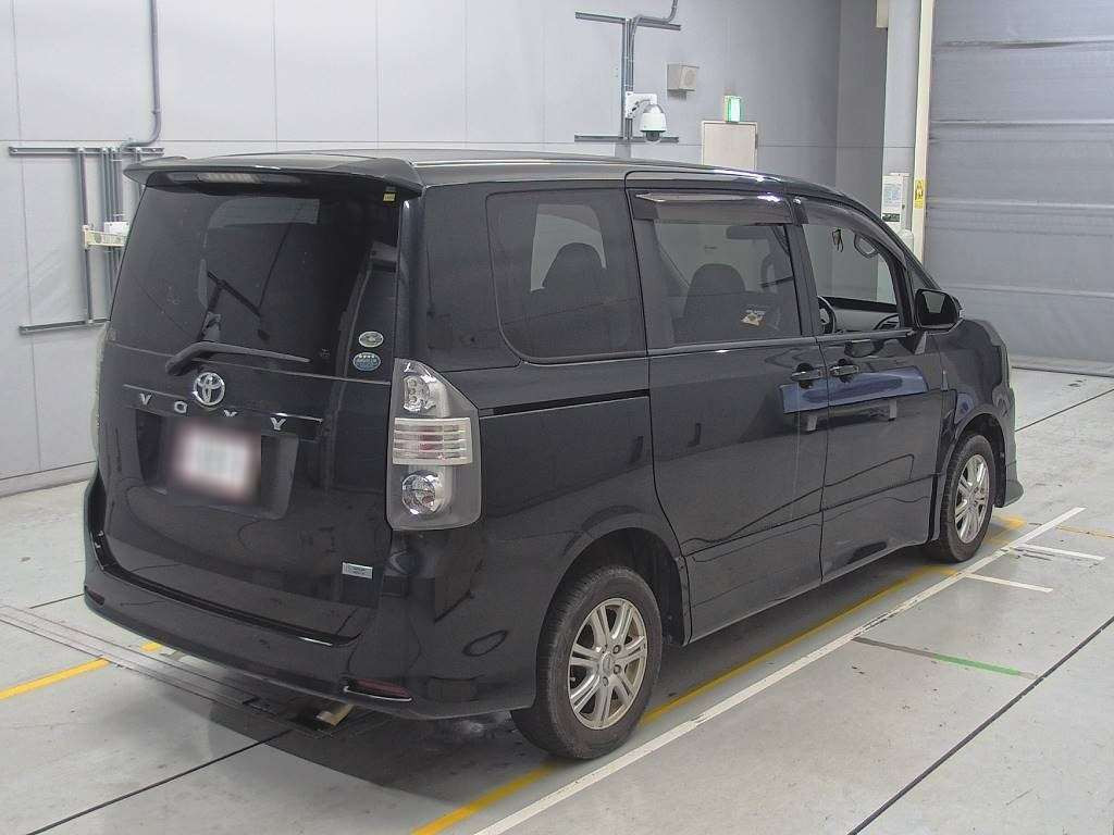 2007 Toyota Voxy ZRR75W[1]