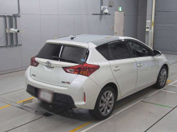 2012 Toyota Auris