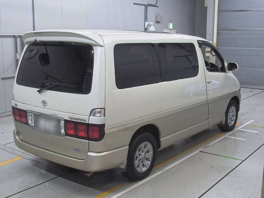 1998 Toyota Granvia VCH10W[1]