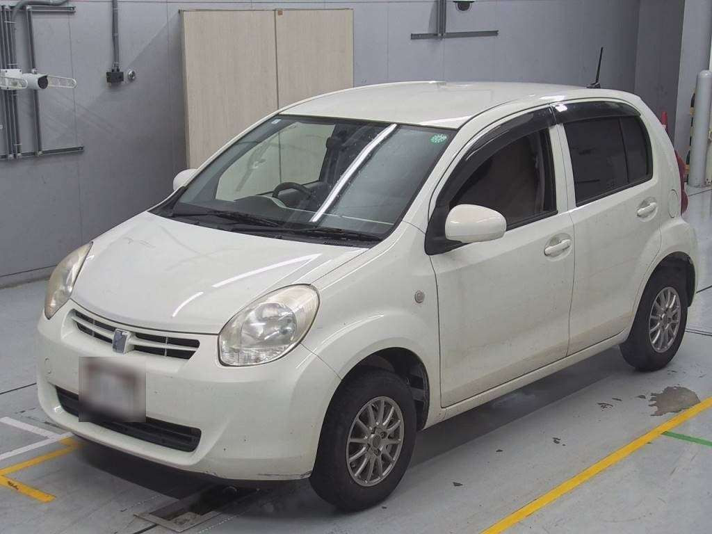 2010 Toyota Passo KGC30[0]