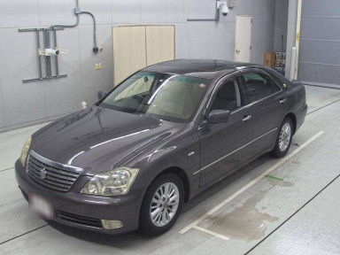 2005 Toyota Crown