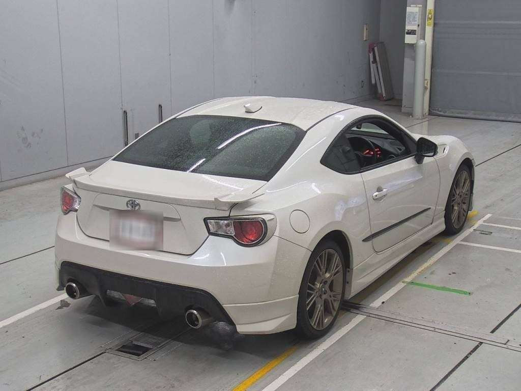 2012 Toyota 86 ZN6[1]