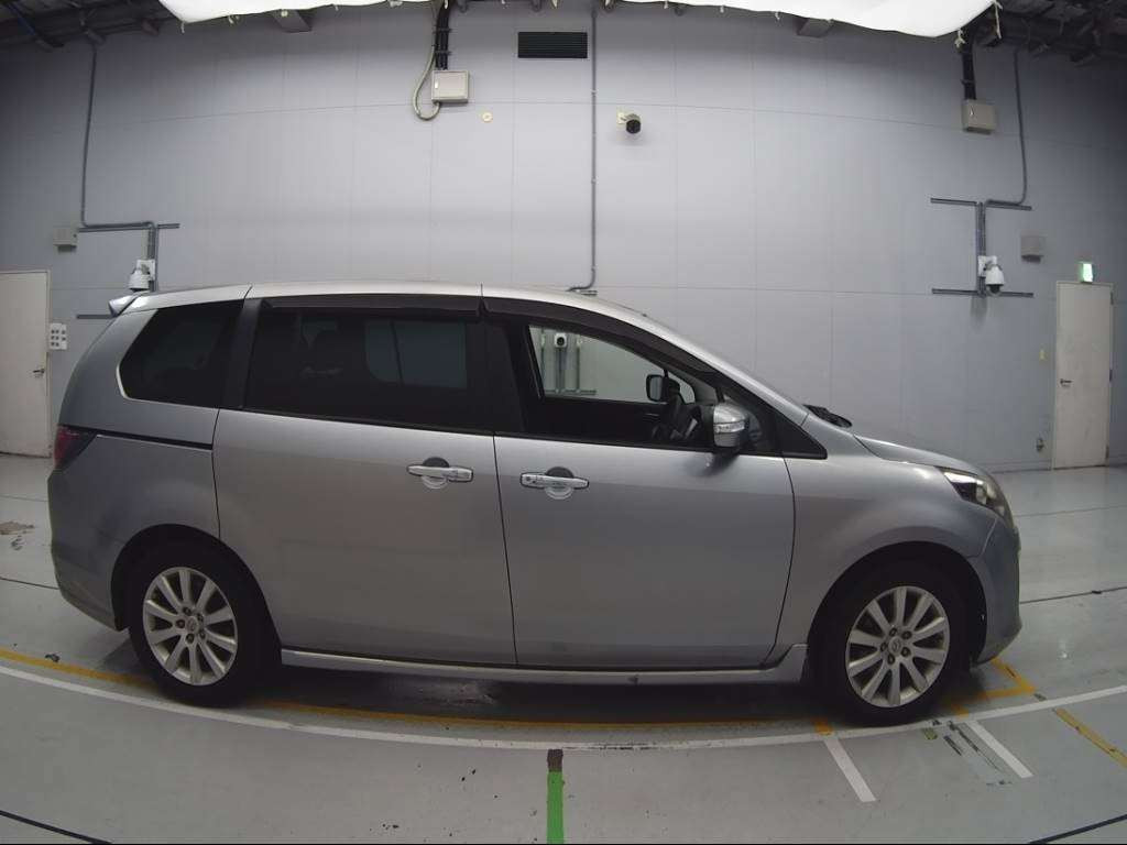 2011 Mazda MPV LY3P[2]