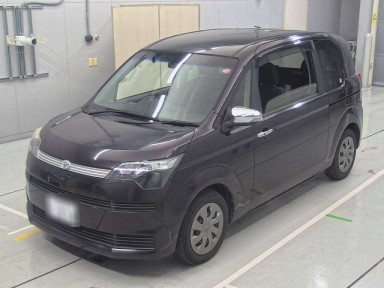 2014 Toyota Spade