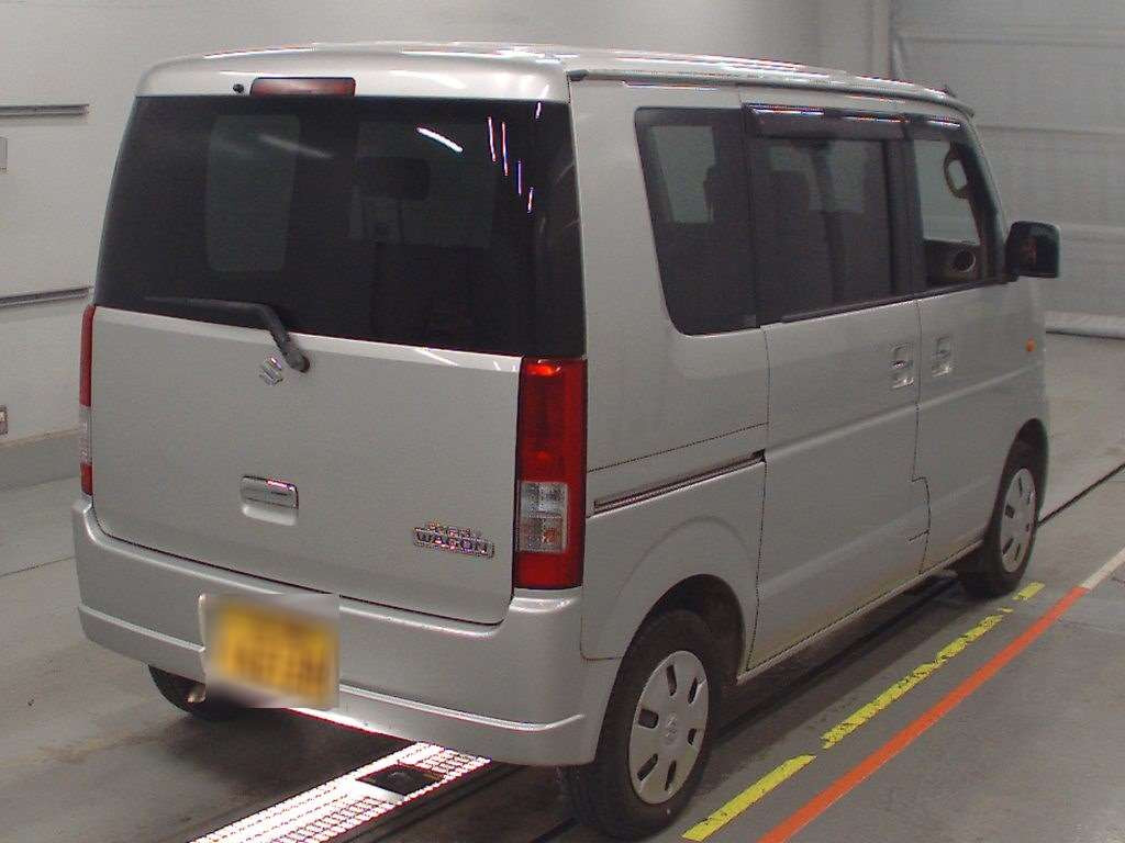 2011 Suzuki Every Wagon DA64W[1]