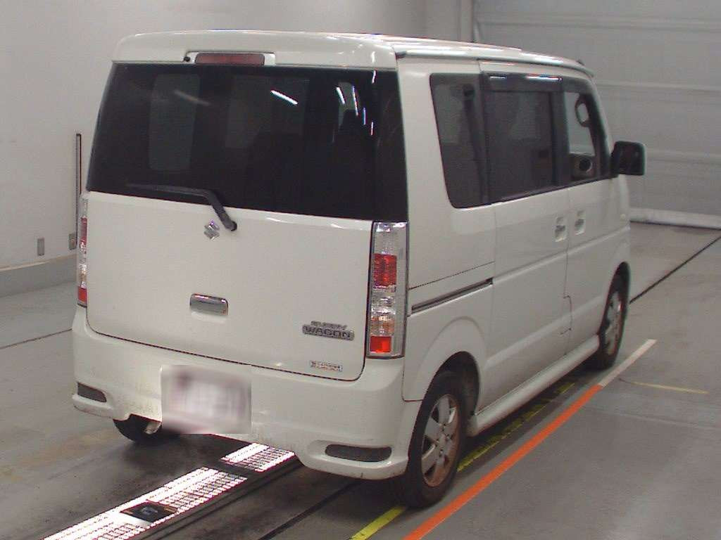 2011 Suzuki Every Wagon DA64W[1]