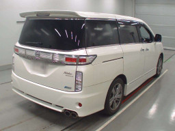 2012 Nissan Elgrand