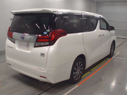 2017 Toyota Alphard Hybrid