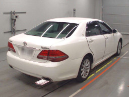 2009 Toyota Crown