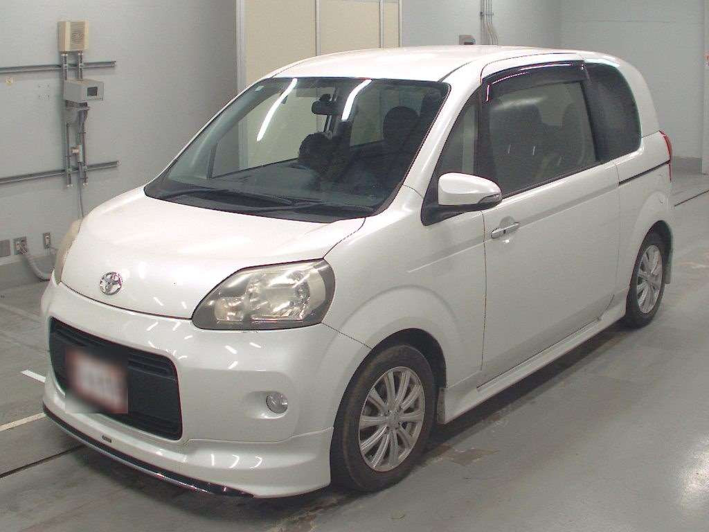 2013 Toyota Porte NCP141[0]