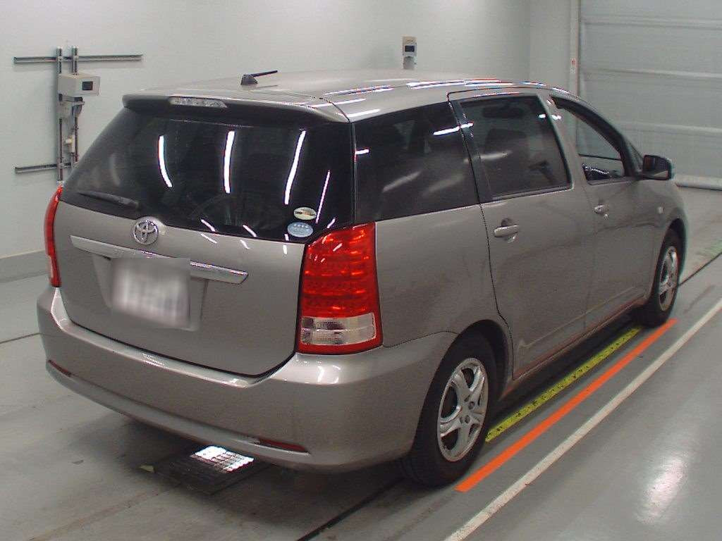 2006 Toyota Wish ZNE10G[1]