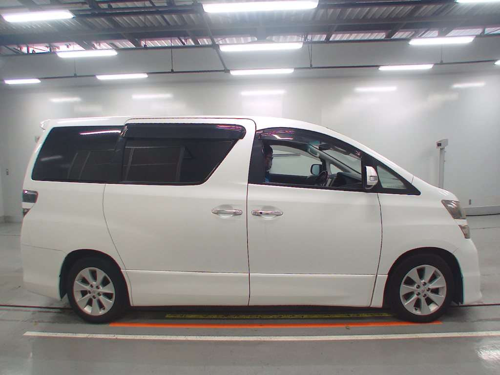 2008 Toyota Vellfire GGH20W[2]